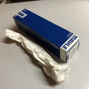 Клапан впускной ЯМЗ-650; D=42/L=185.4 209VE31296000 (MAHLE)